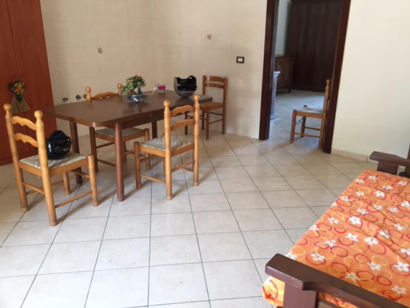 app. con doppio ingresso indipendente