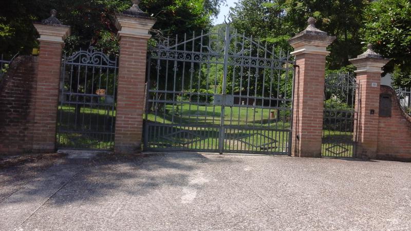 Vendesi Villa Singola Villino a Baone via castagnarola, 15