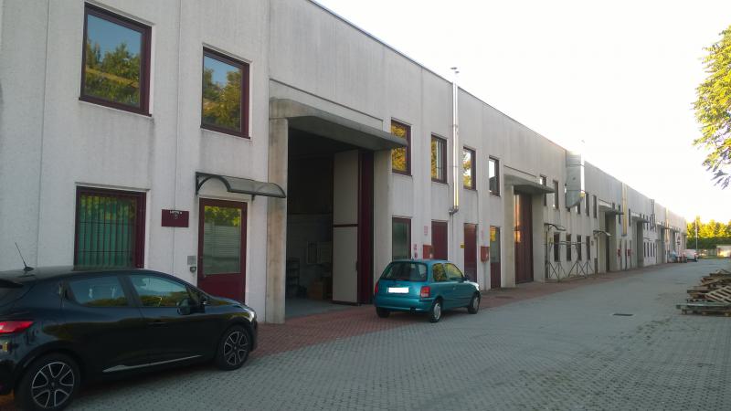 capannone zona industriale