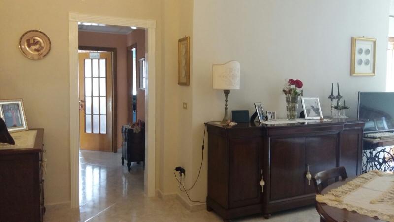vendesi appartamento via paternò siracusa