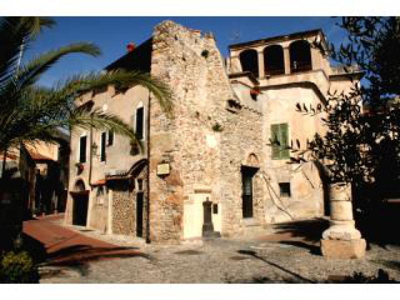 centro paese villa a schiera con terrazzo e garage