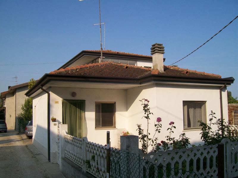 casetta ad ariano ferrarese