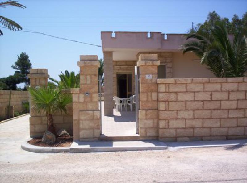 villa indipendente a 700 mt dal mare