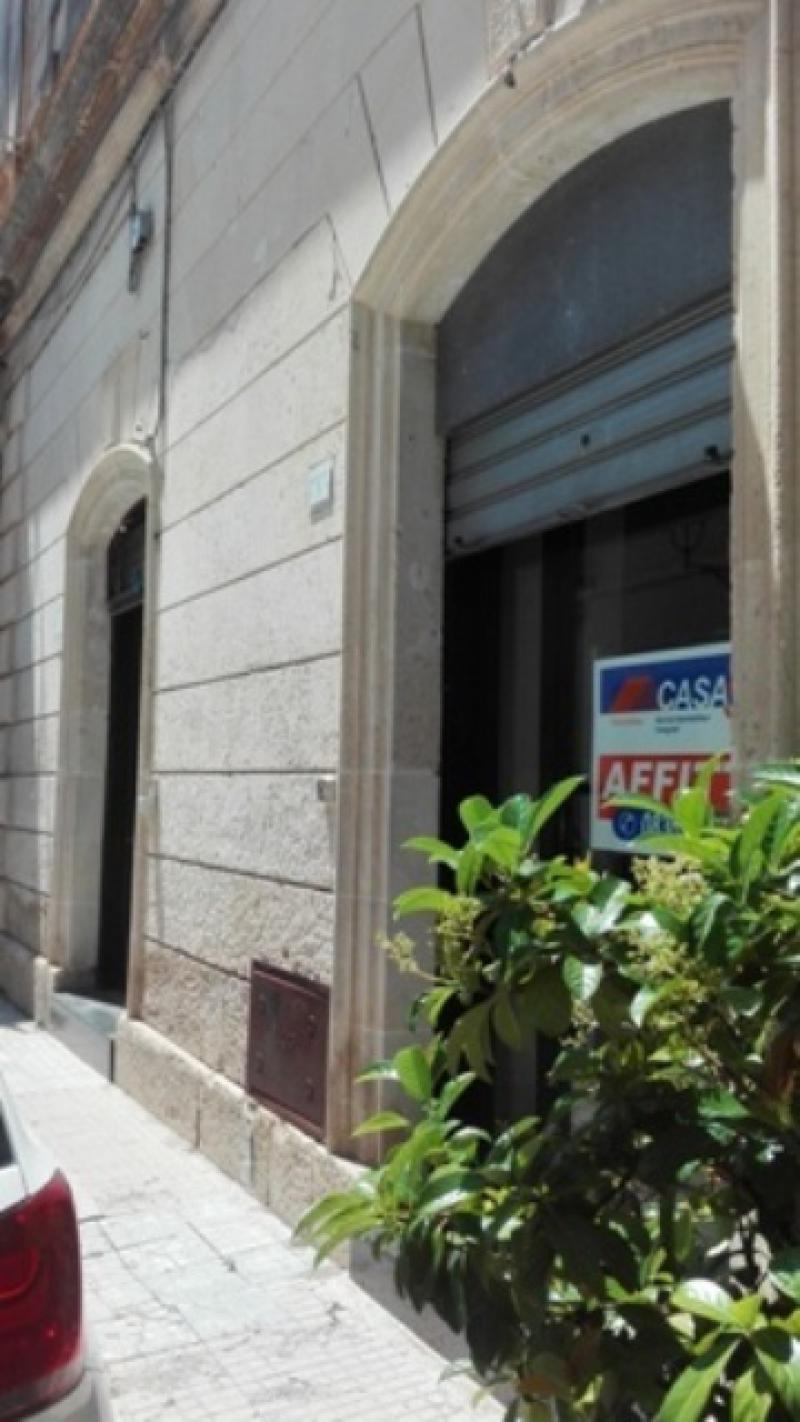 locale commerciale centrale