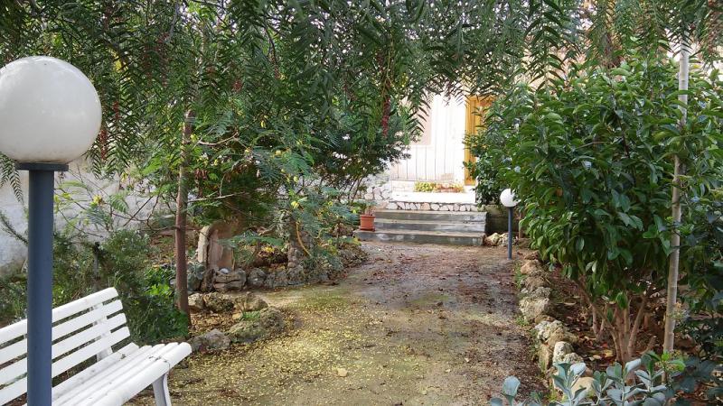 Vendesi Villa Singola Villino a Manduria via delle mimose