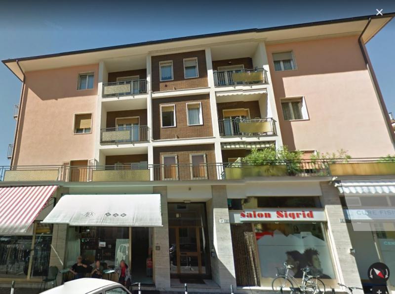 Vendesi Appartamento a Bolzano / Bozen via tre santi