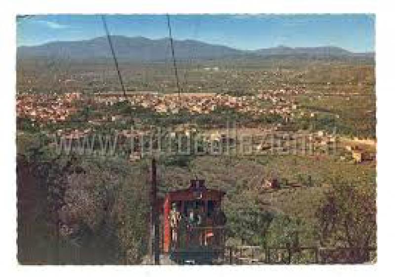 villa con terrazza su montecatini