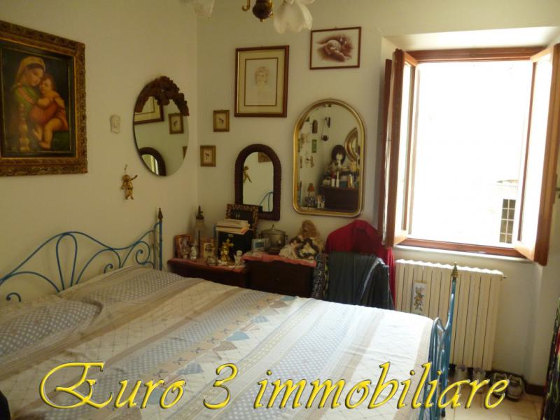 ascoli piceno-centro storico-appartamento con 2 camere