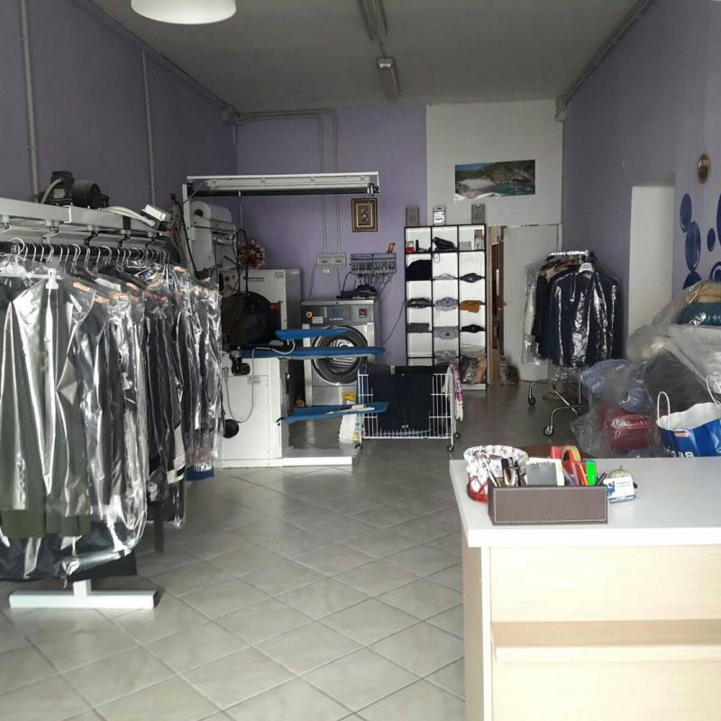 marina di camerota - attività commerciale/lavanderia