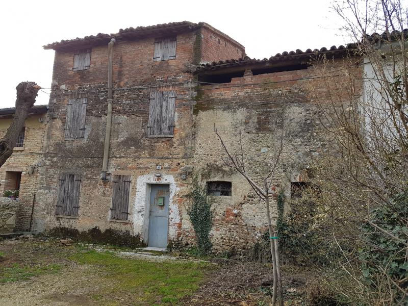 asolo, casa a schiera di 240 mq con giardino