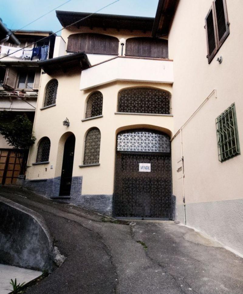 Vendesi Casa Semindipendente a Grignasco via frazione bertolotto n. 7 