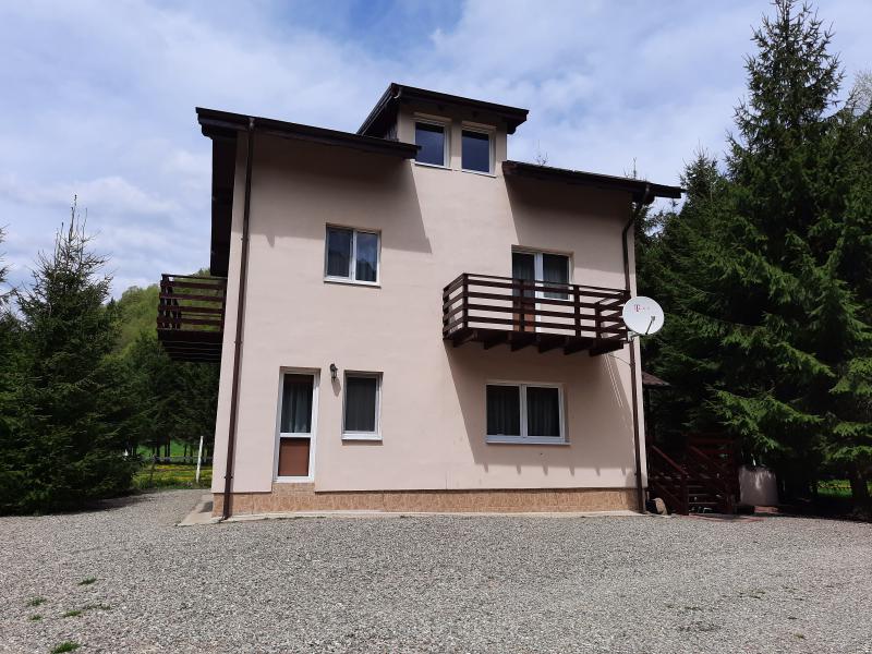 Vendesi Casa Indipendente  Brasov Zarnesti Plaiul Foii Transilvania
