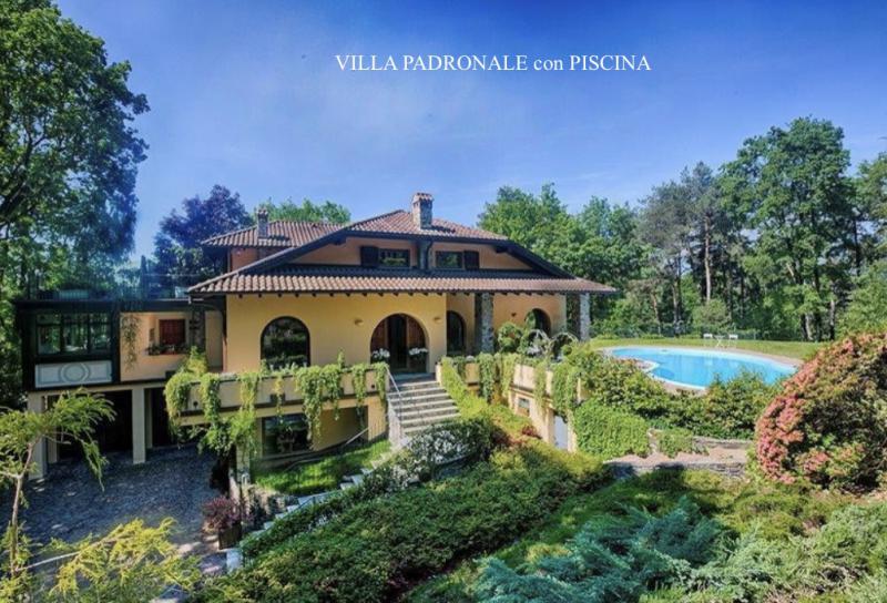 affascinante villa con piscina sul lago maggiore