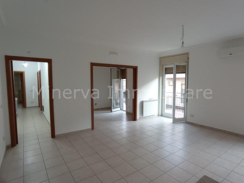 appartamento ristrutturato con garage a lentini